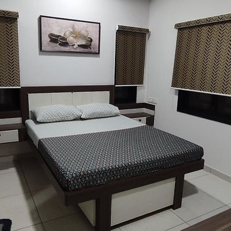 "Go Desert" Homestay Bhuj Extérieur photo