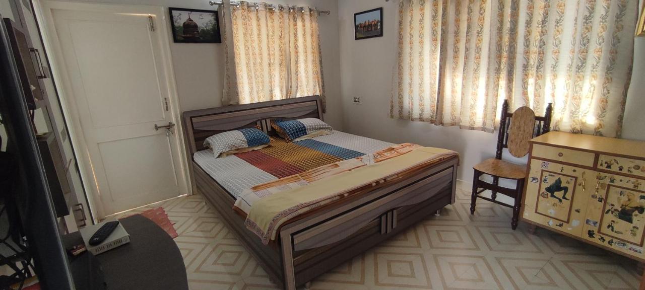 "Go Desert" Homestay Bhuj Extérieur photo