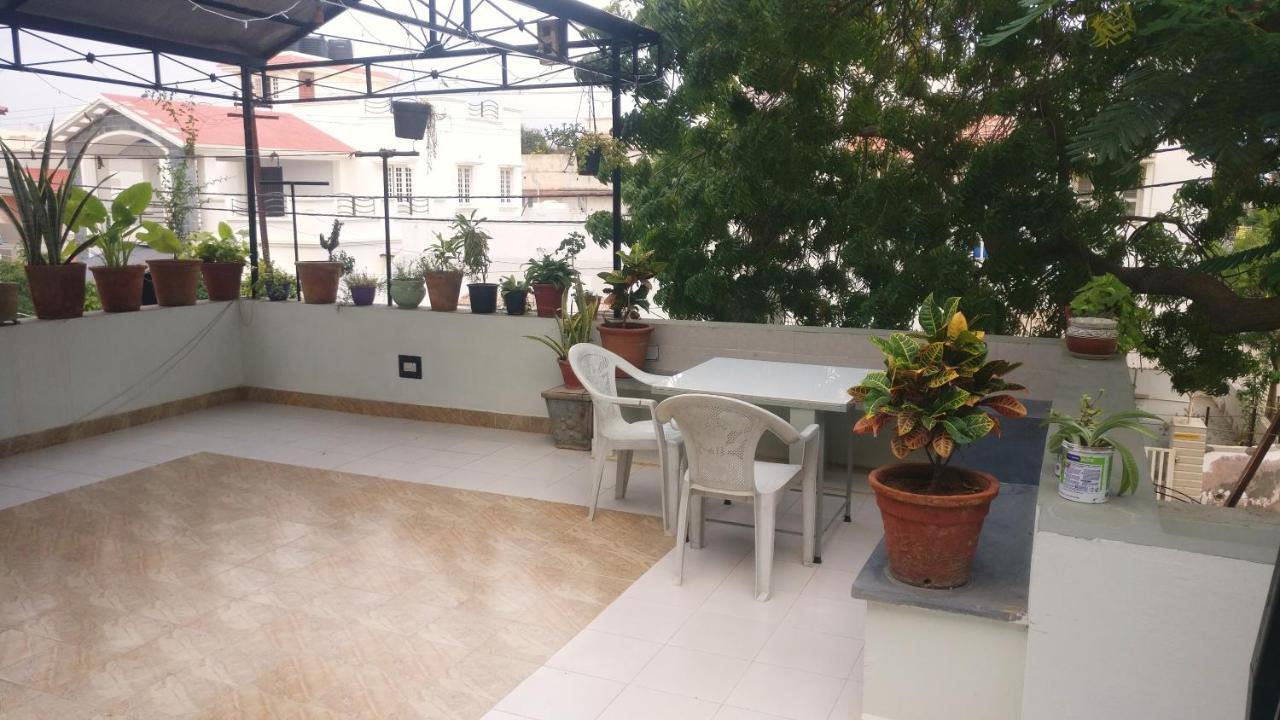 "Go Desert" Homestay Bhuj Extérieur photo